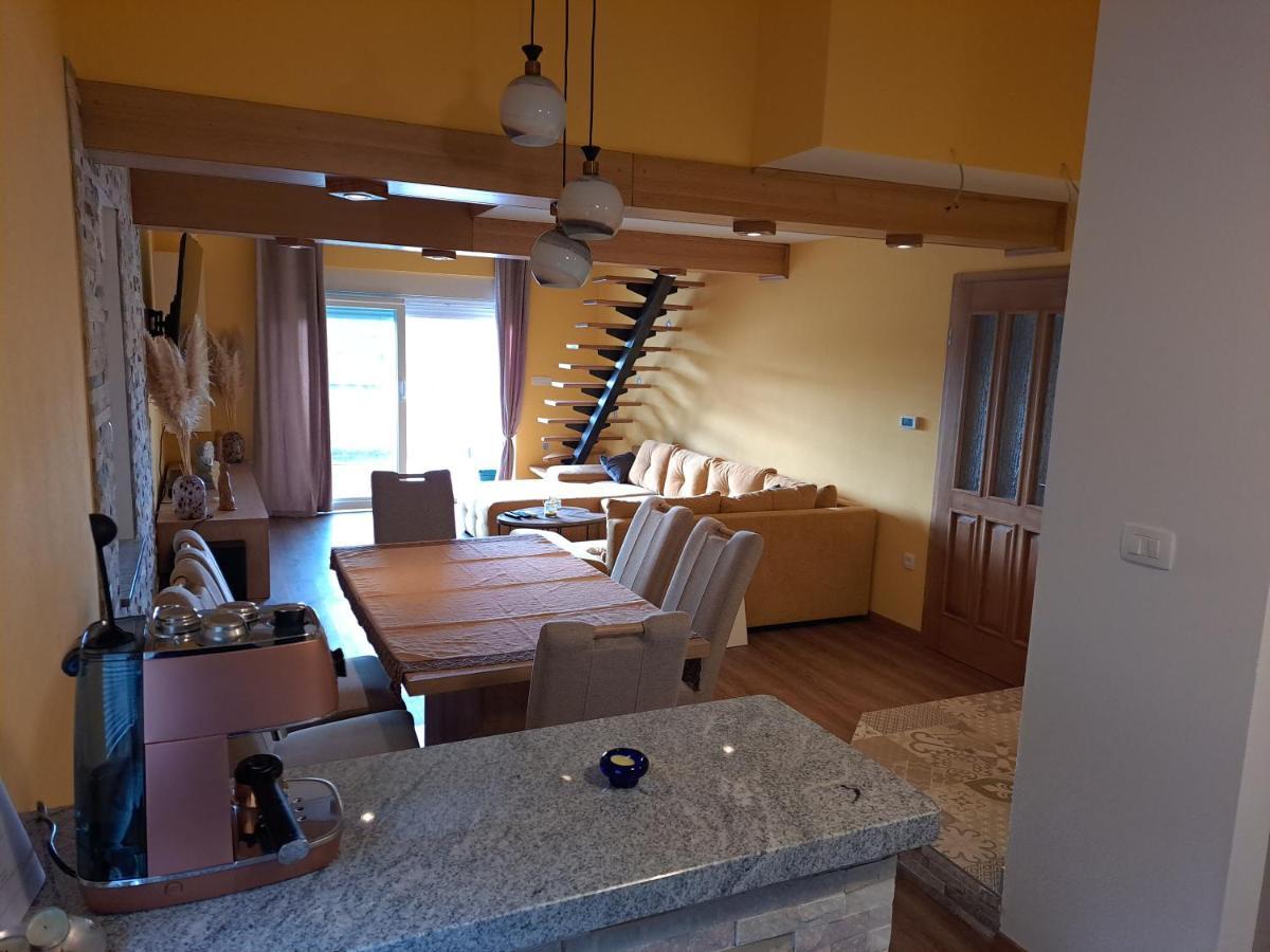 Apartman Vidas New Translation Exteriér fotografie